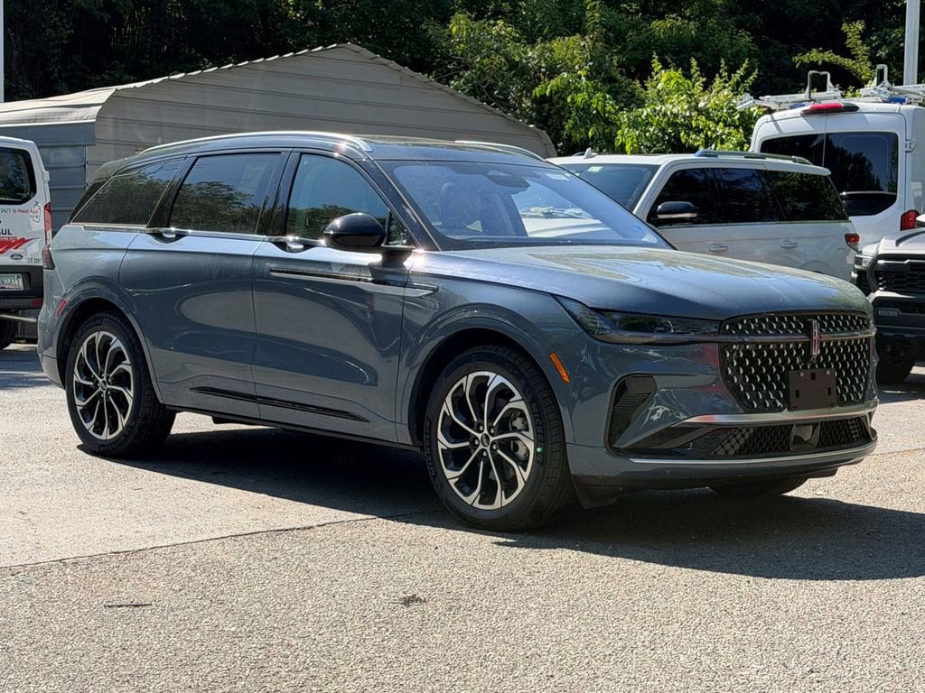2026 Lincoln Nautilus Reserve AWD's photo
