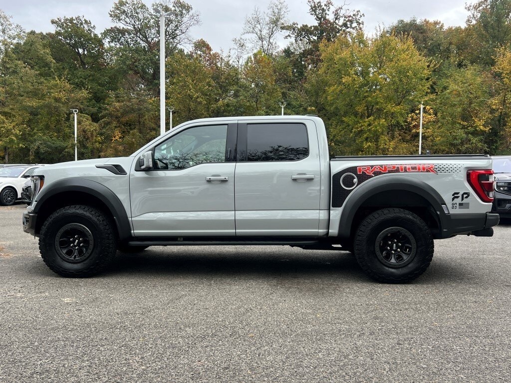2023 Ford F-150 Raptor photo 3