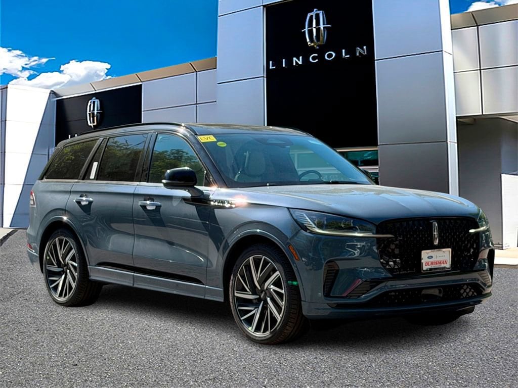 2026 Lincoln Aviator Black Label AWD's photo