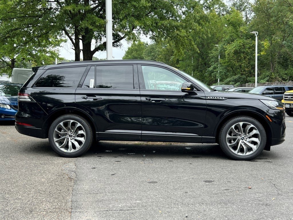 New 2025 Lincoln Aviator Premiere SUV