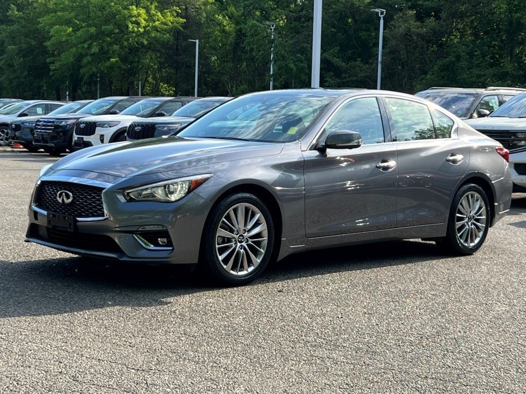 Certified 2022 INFINITI Q50 LUXE with VIN JN1EV7BR4NM342002 for sale in Alexandria, VA