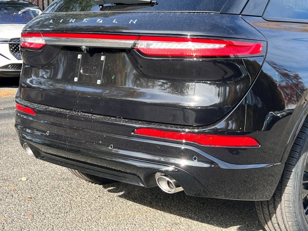 2026 Lincoln Corsair Premiere photo 3