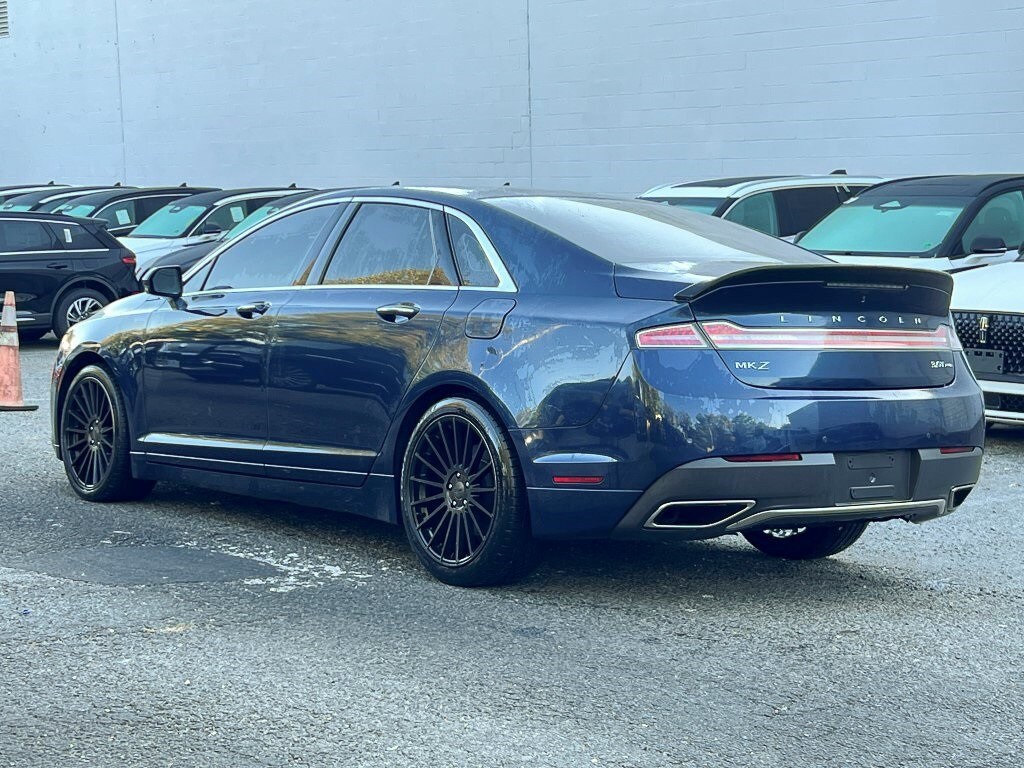2017 Lincoln MKZ Reserve photo 4