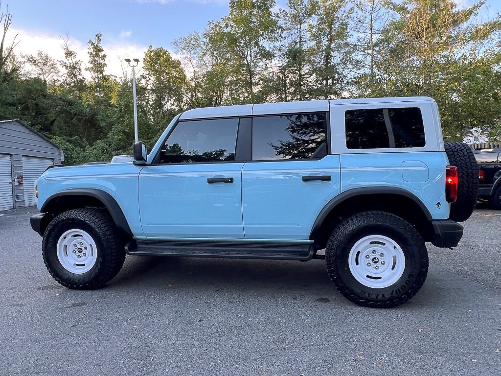 2025 Ford Bronco Heritage First Edition photo 2