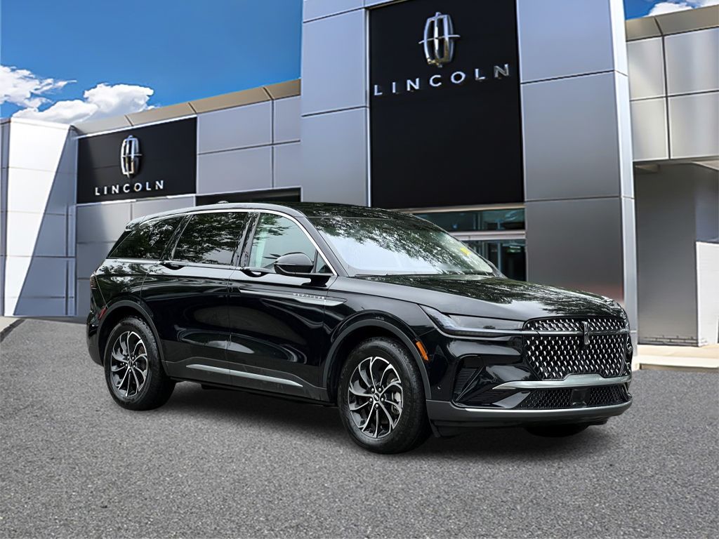 2024 Lincoln Nautilus Premiere AWD's photo