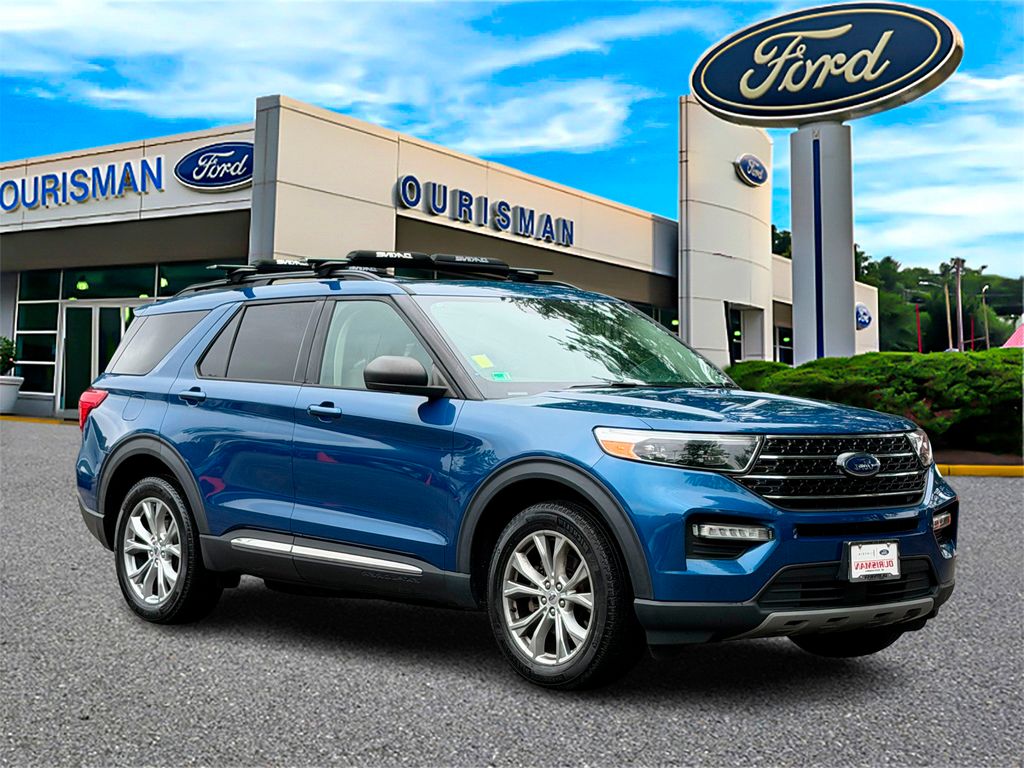 2021 Ford Explorer XLT 4WD's photo