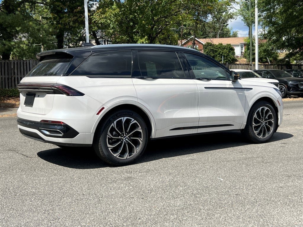 New 2025 Lincoln Nautilus Reserve SUV