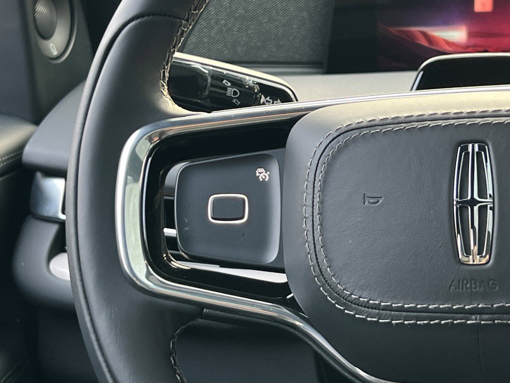 2025 Lincoln Navigator Reserve L - Photo 18