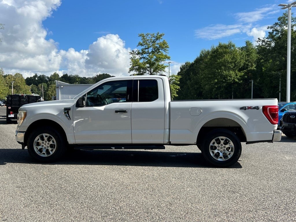 2021 Ford F-150 XLT photo 2