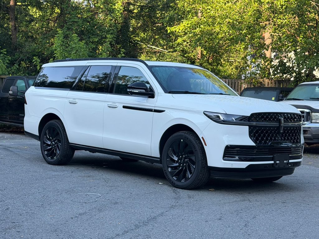 2027 Lincoln Navigator L Reserve SUV