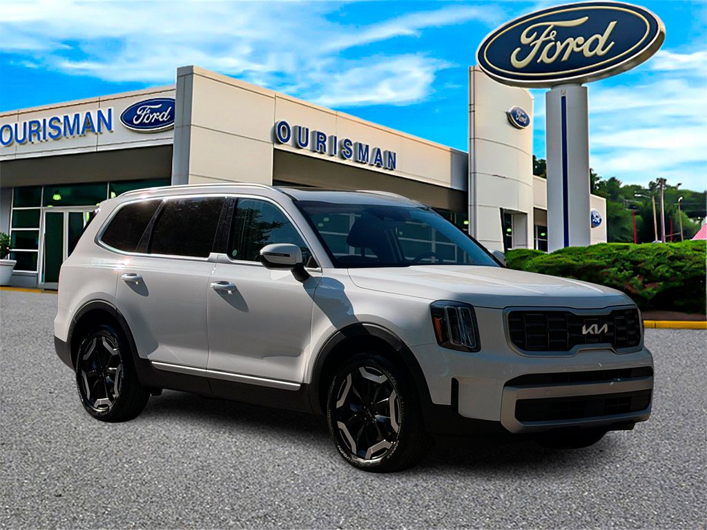 2025 Kia Telluride S FWD's photo