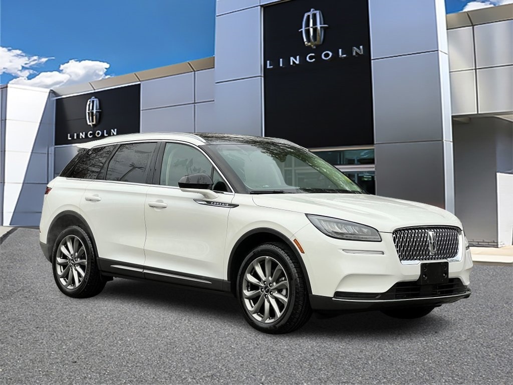 2022 Lincoln Corsair Base