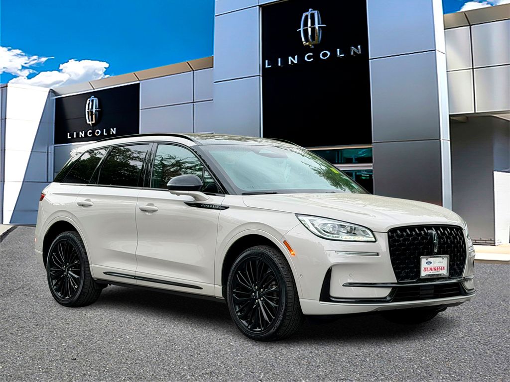 2023 Lincoln Corsair Reserve AWD's photo