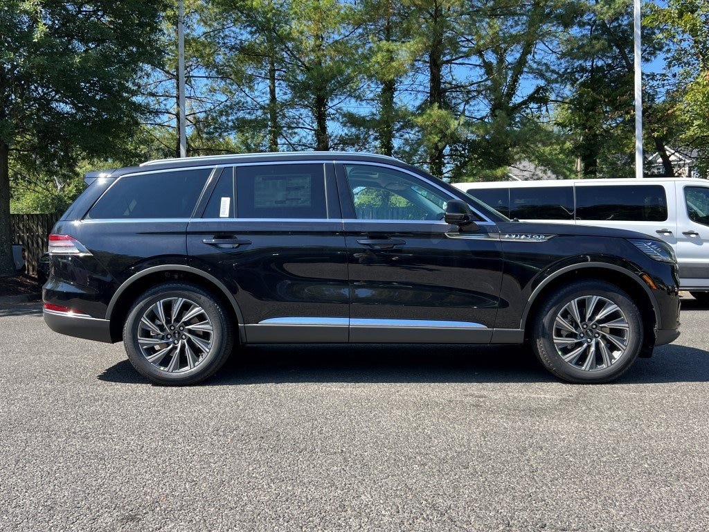 New 2025 Lincoln Aviator Premiere SUV