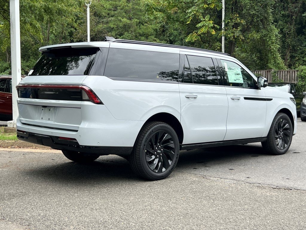 New 2025 Lincoln Navigator Reserve-L SUV