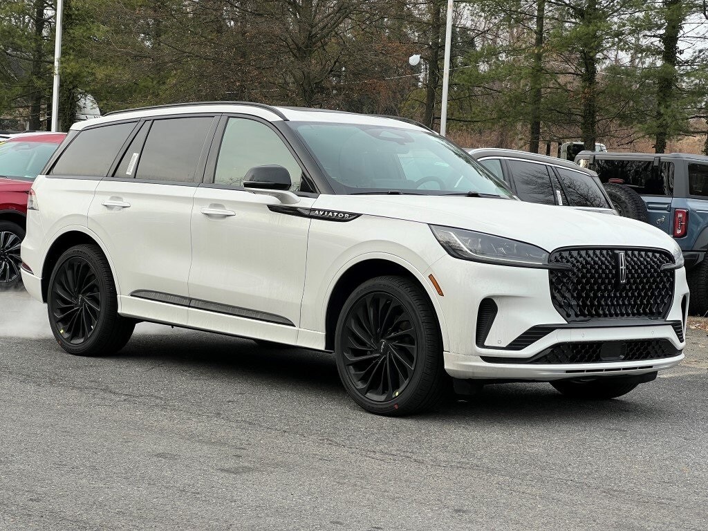 2026 Lincoln Aviator Reserve's photo