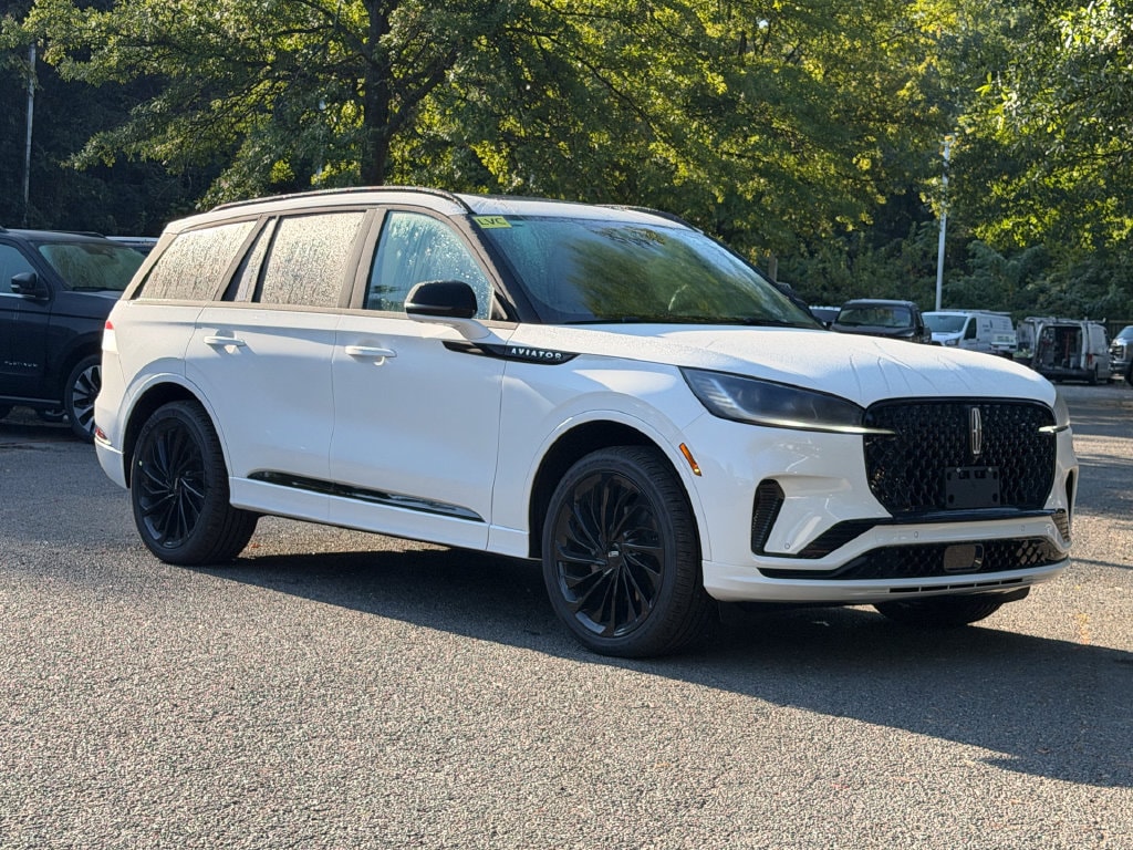 2027 Lincoln Aviator