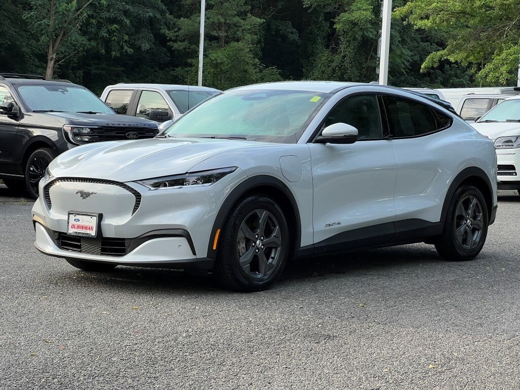 Certified 2022 Ford Mustang Mach-E Select AWD with VIN 3FMTK1SS1NMA18034 for sale in Alexandria, VA