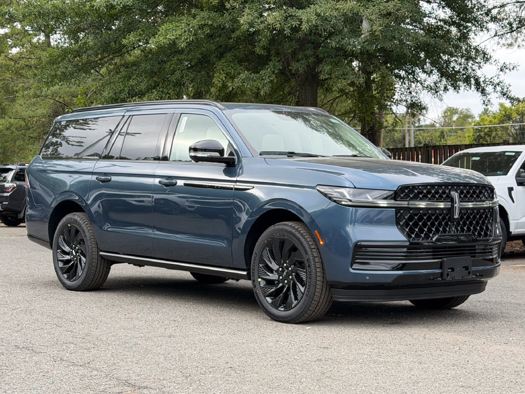 2027 Lincoln Navigator L Reserve SUV