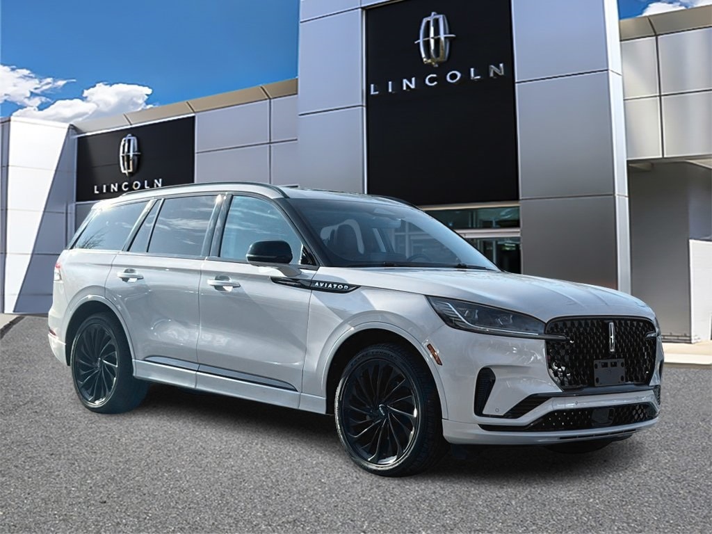 2025 Lincoln Aviator Reserve's photo