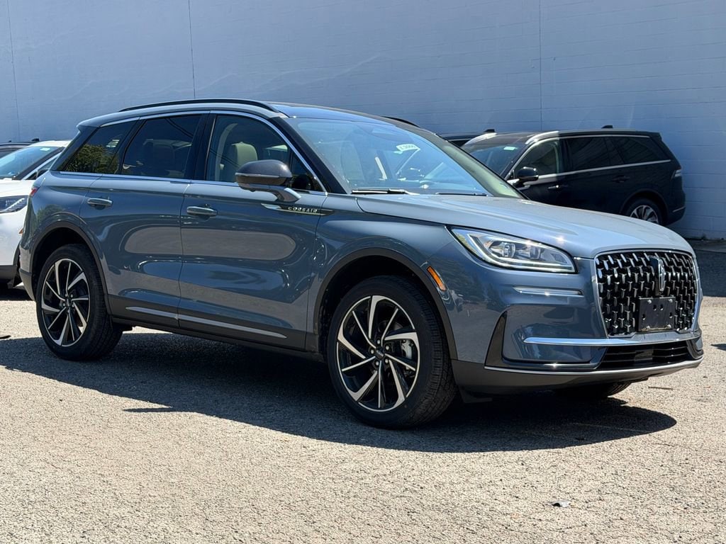 2026 Lincoln Corsair Reserve AWD's photo