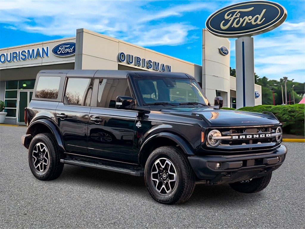 2023 Ford Bronco 4-Door Outer Banks