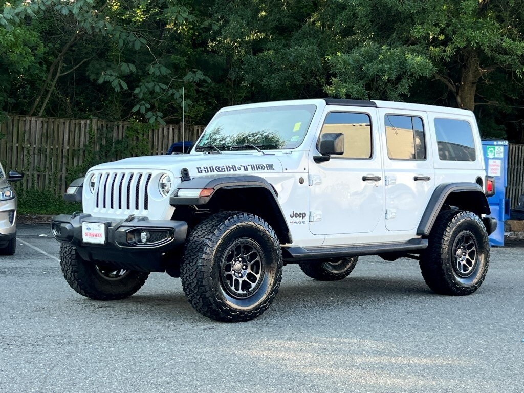 2022 Jeep Wrangler Unlimited High Tide photo 3