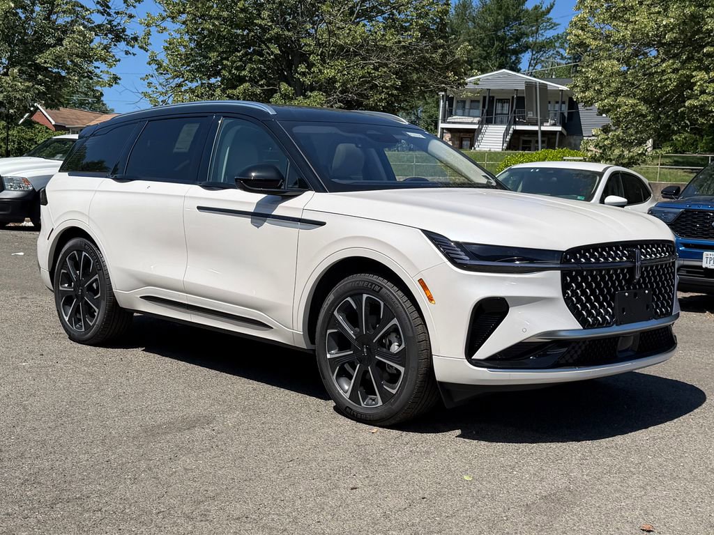 2026 Lincoln Nautilus Reserve AWD's photo