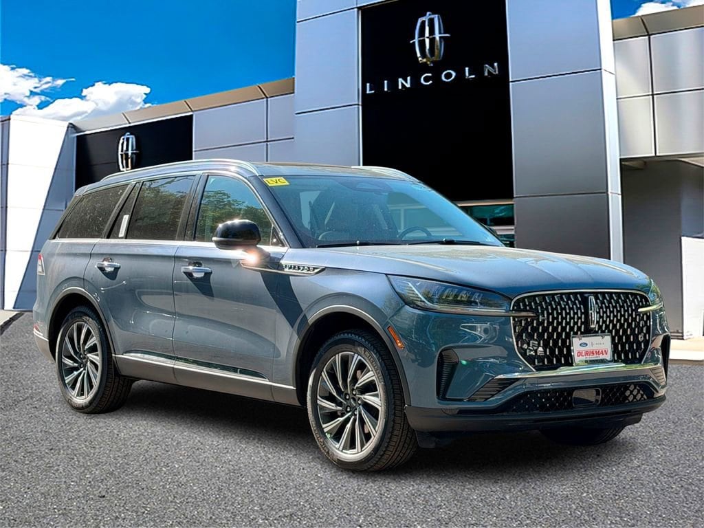 2026 Lincoln Aviator Premiere AWD's photo