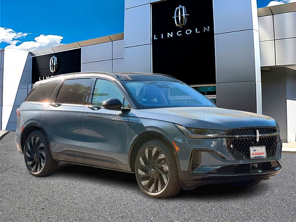 2026 Lincoln Nautilus Reserve AWD's photo