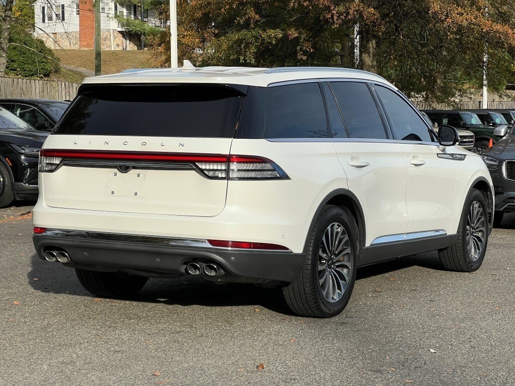 2022 Lincoln Aviator Reserve photo 2