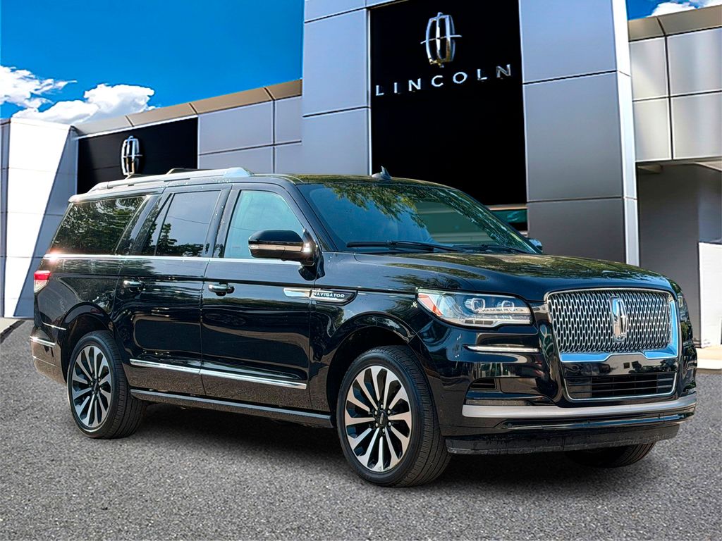 2022 Lincoln Navigator Reserve L 4WD's photo