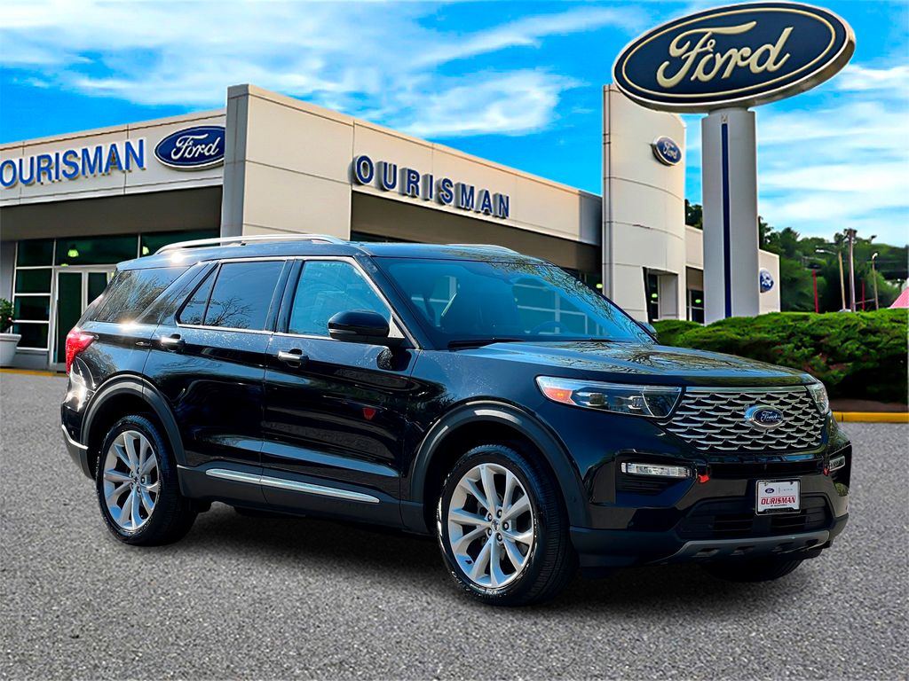 2024 Ford Explorer Platinum 4WD's photo