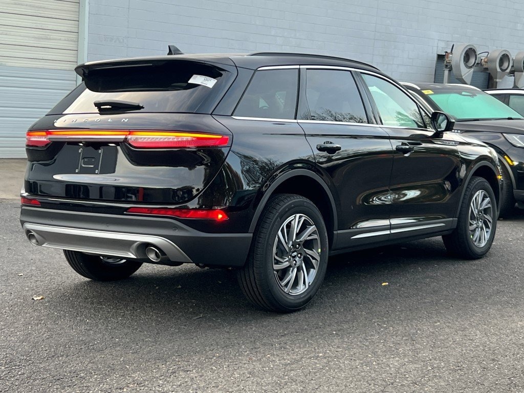 New 2026 Lincoln Corsair Premiere SUV