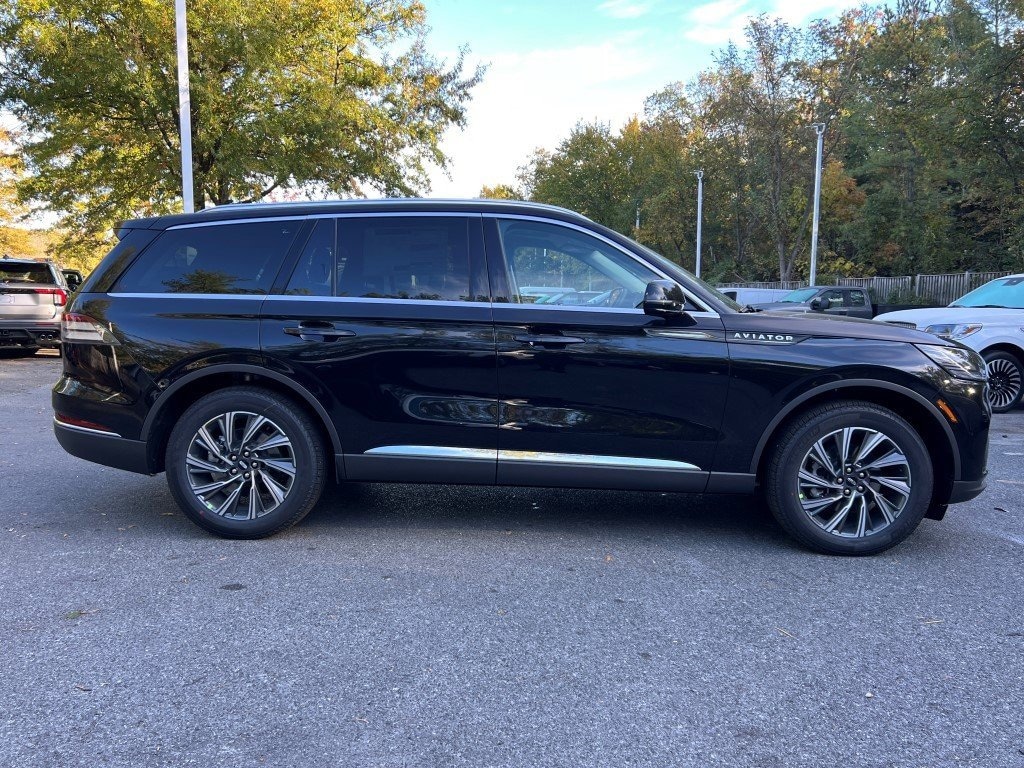 New 2026 Lincoln Aviator Premiere SUV