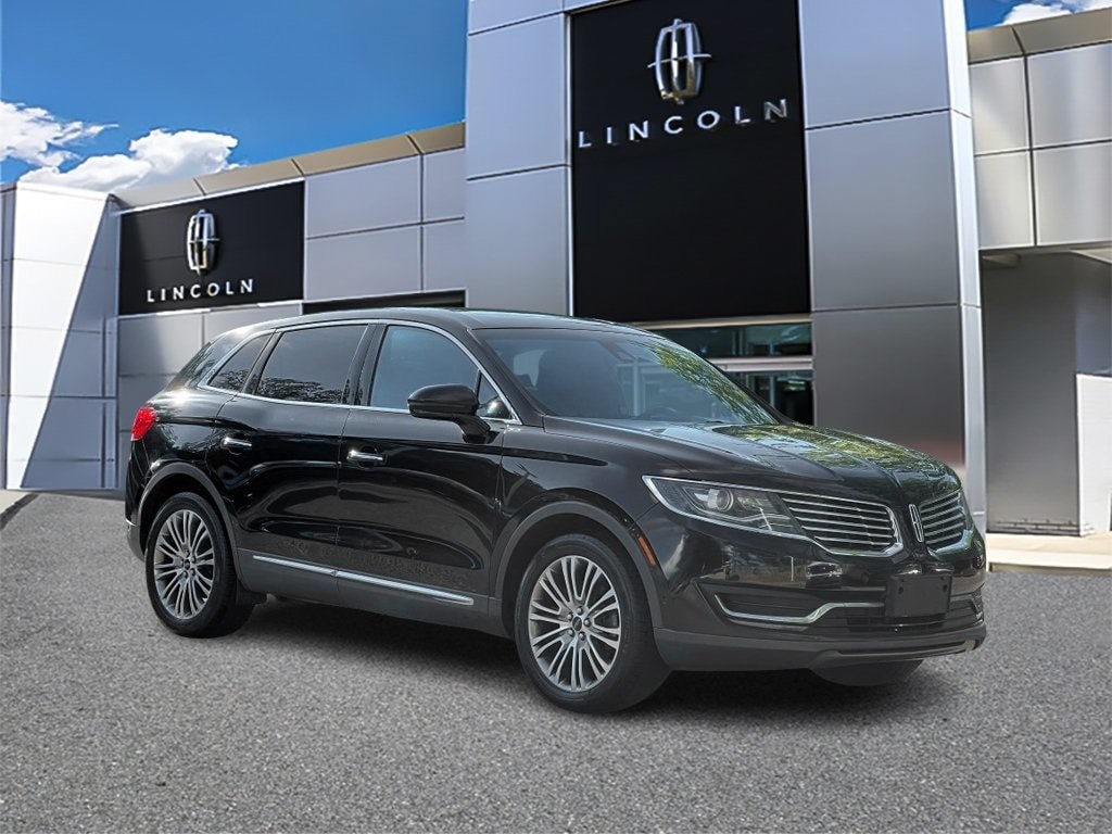 2016 Lincoln MKX Reserve's photo
