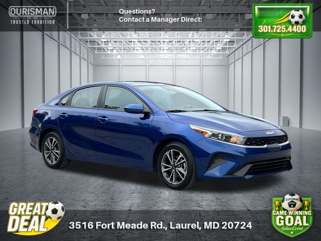 2023 Kia Forte LXS AT's photo