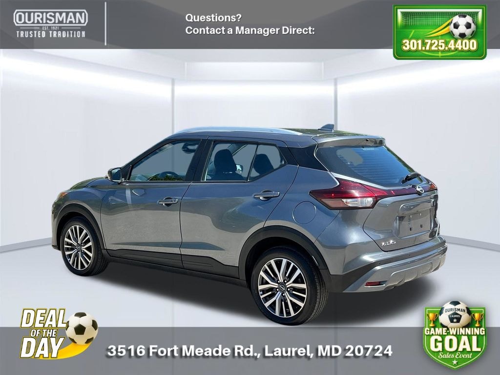 Used 2024 Nissan Kicks SV SUV