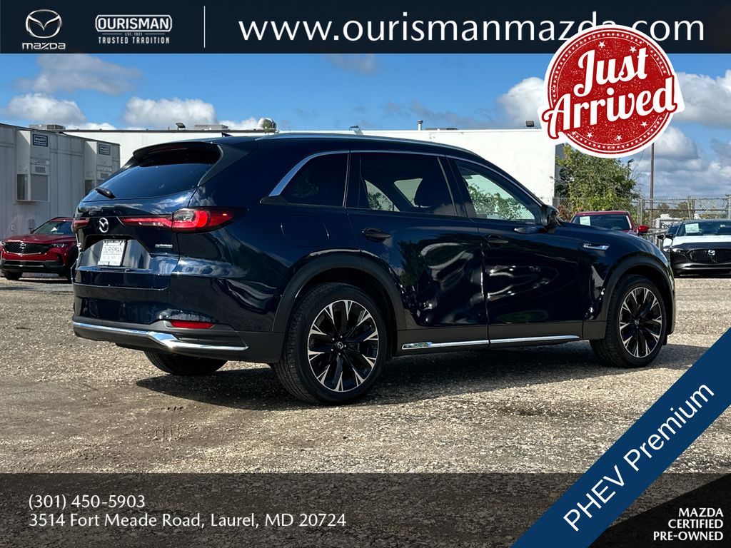 2024 Mazda CX-90 Plug-in Hybrid Premium photo 2