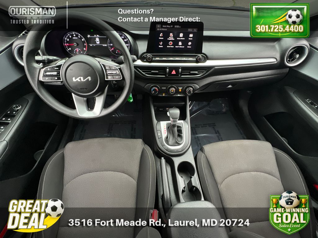 2023 Kia Forte LXS - Photo 17