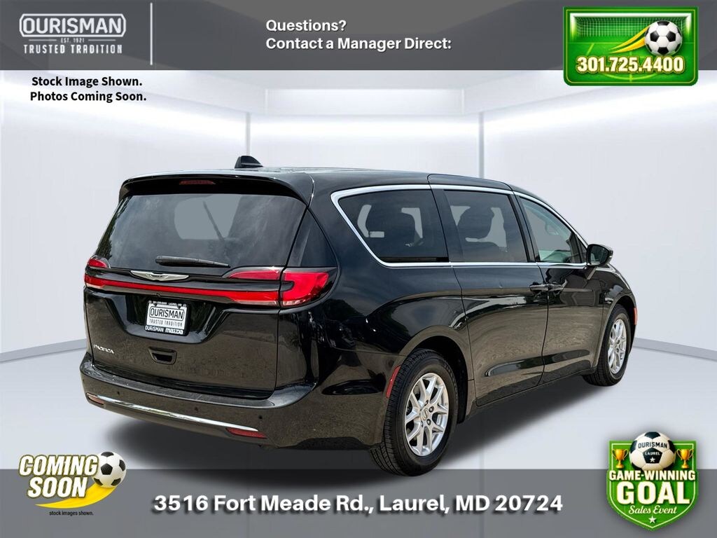 Used 2023 Chrysler Pacifica Touring L Van Passenger Van