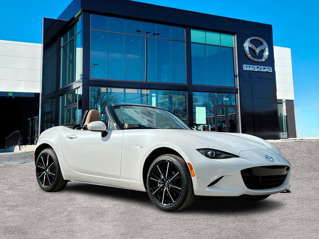 2026 Mazda MX-5 Miata Grand Touring's photo