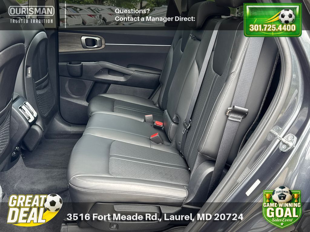 2023 Kia Sorento X-Line S - Photo 17