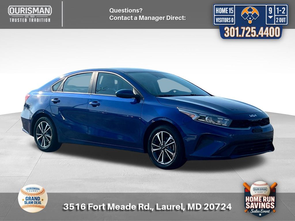 2023 Kia Forte LXS AT's photo