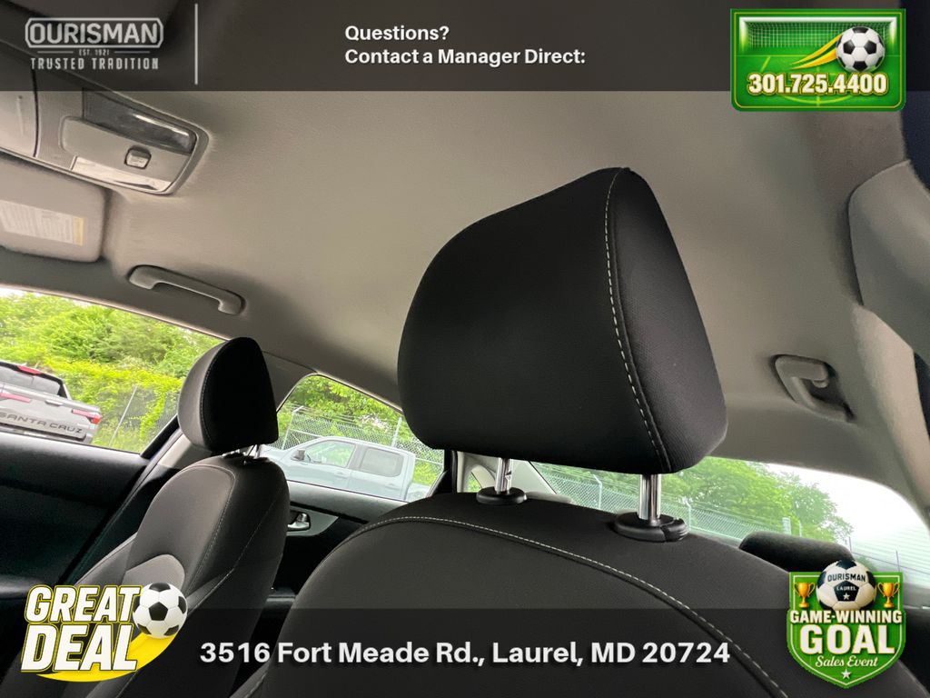 2023 Kia Forte LXS - Photo 18