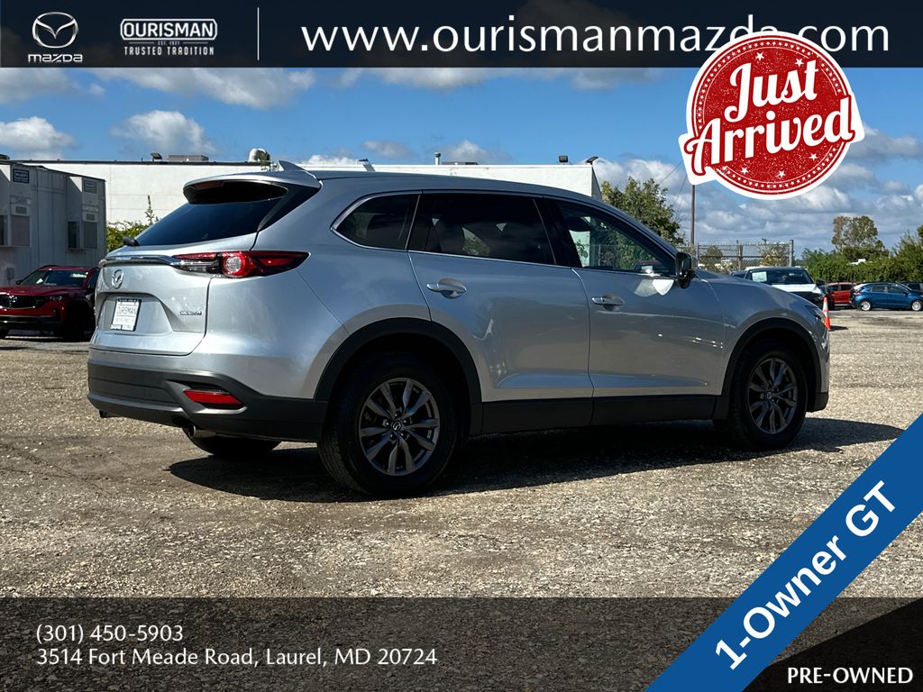 2023 Mazda CX-9 Touring photo 2