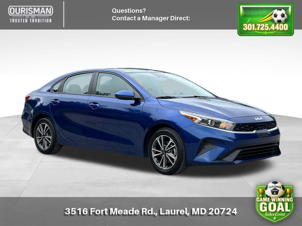 2023 Kia Forte LXS AT's photo