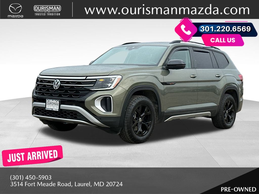 2024 Volkswagen Atlas Peak Edition SEL photo 4