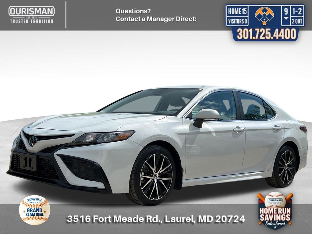 Used 2024 Toyota Camry SE Sedan