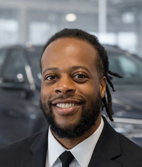 Staff member Terrell Downing from ID_37de0f